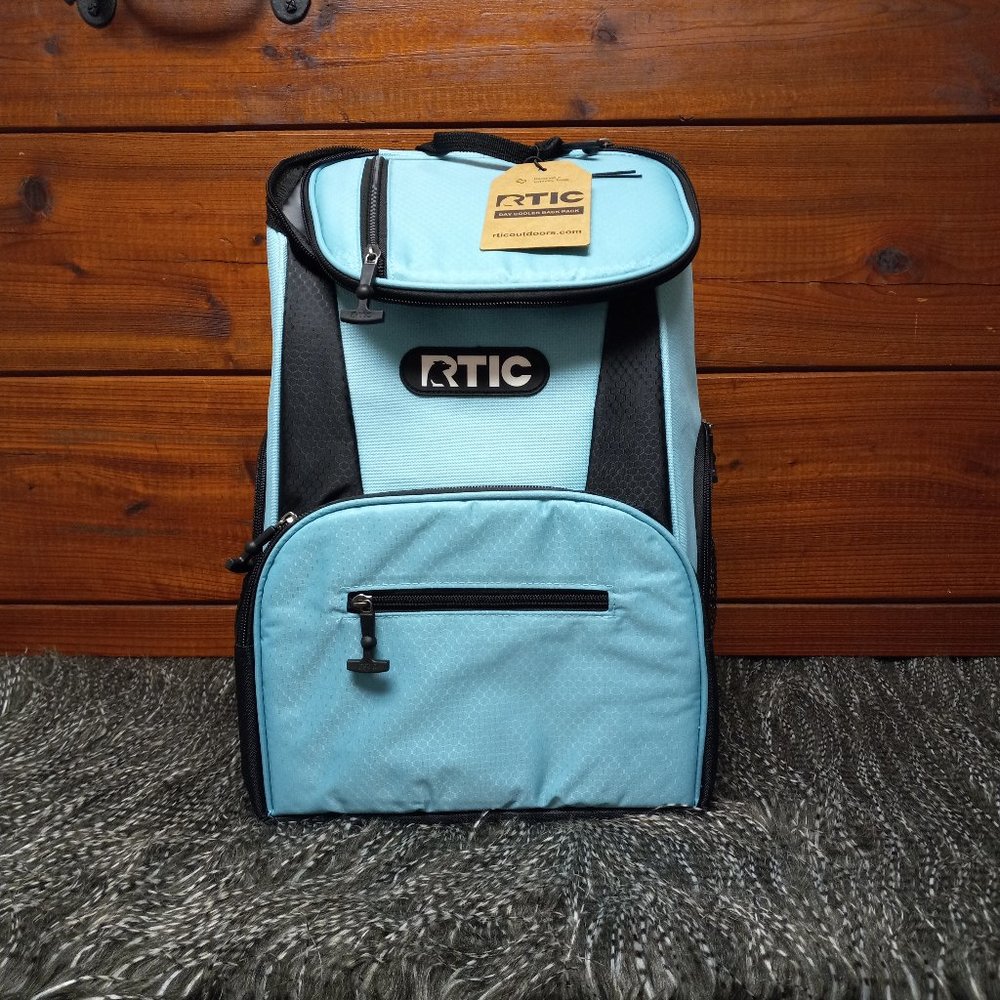 RTIC Day Cooler Backpack, Aqua & Black